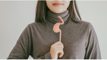 Come riconoscere i sintomi del reflusso gastroesofageo e quando consultare il medico